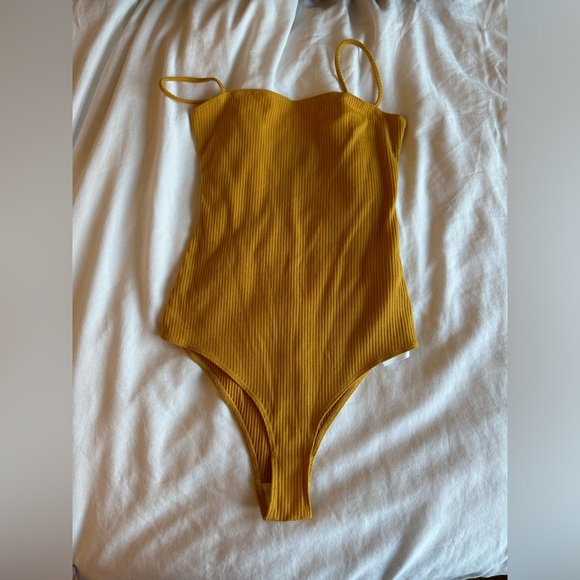 Reformation Crystal Bodysuit Size XS NEW - Picture 3 of 3